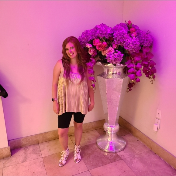 H&M Sparkly Gold Tank Top - Picture 9 of 17